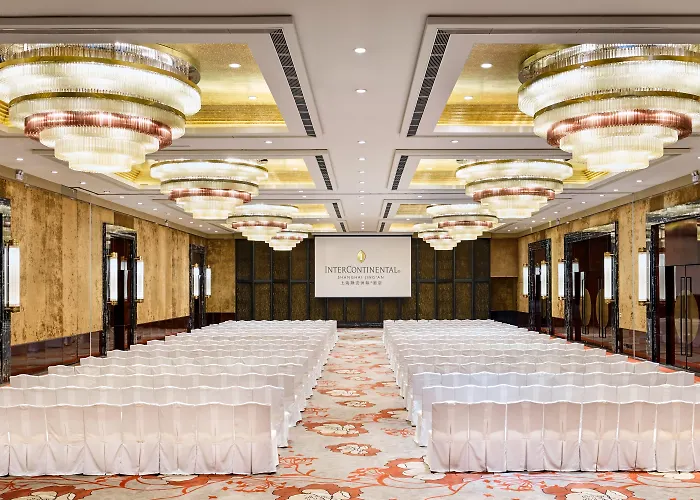 InterContinental Shanghai Jing\' An, an IHG Hotel